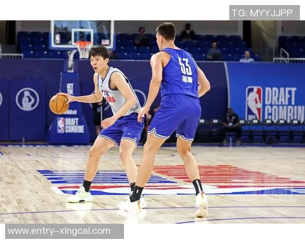 姚明大郅阿联早期NBA生涯对比杨瀚森的成长与成熟之路分析